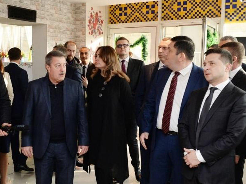 Bakıda "Ukrayna Məhsulları" ticarət şəbəkəsinin mərkəzi mağazası açılıb - FOTO