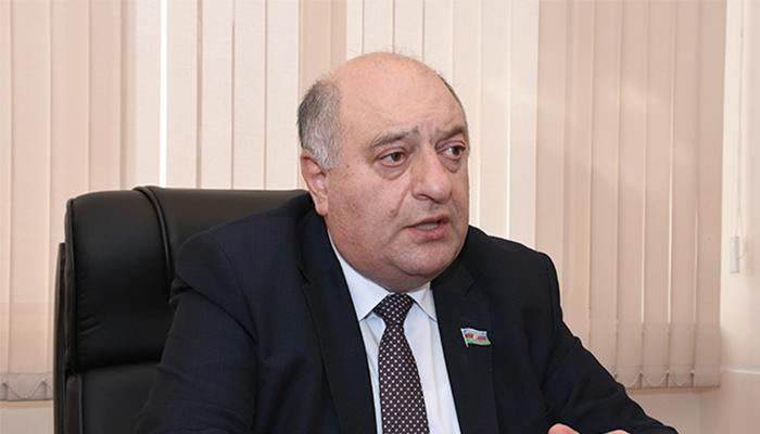 Komitə sədri: 