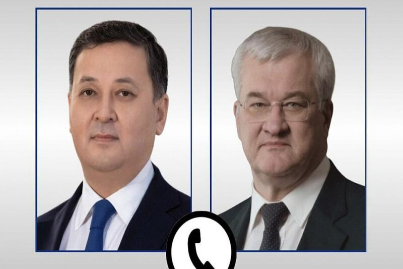 Qazaxıstan və Ukrayna XİN rəhbərləri telefon danışığı apardı