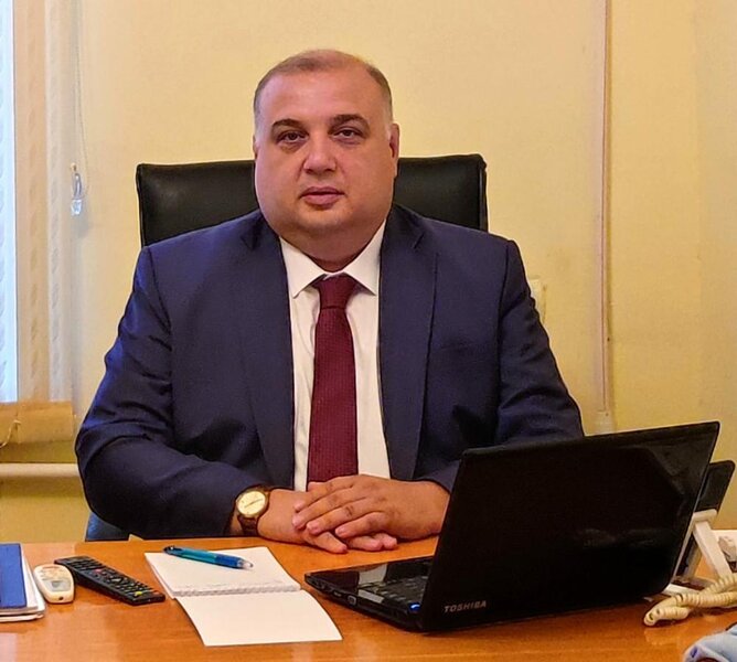 Quru sərhədlər, ədalətli məhkəmə sistemi, dayanıqlı bank sektoru - GÜNÜN NƏBZİ