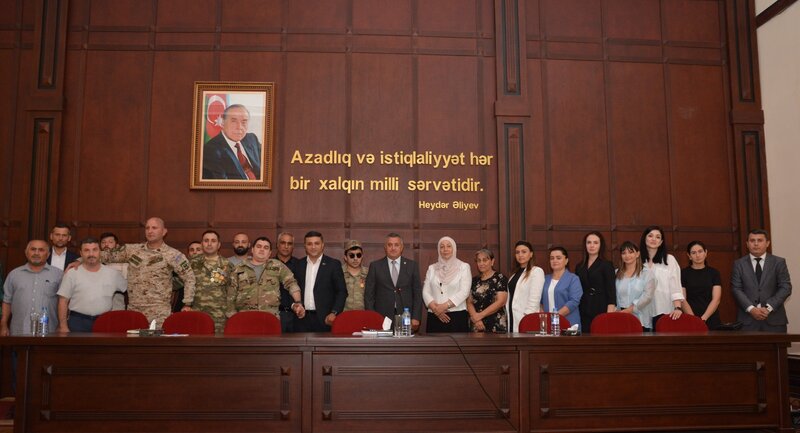 Abşeron rayonunda yaşayan şəhid ailələri və qazilərlə növbəti görüş keçirildi - FOTOLAR