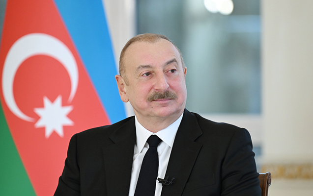 İlham Əliyevlə Merts mətbuat konfransı keçirir