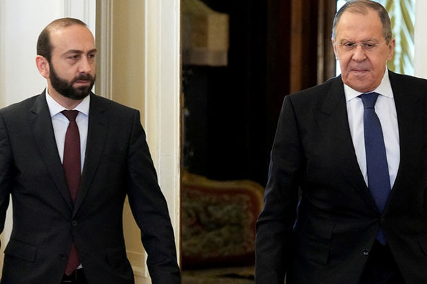 Lavrov və Mirzoyan Qarabağa dair üçtərəfli bəyanatları müzakirə ediblər