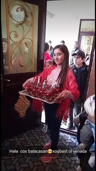 Gürcüstanda 11 yaşlı azərbaycanlı qızın nişanlanmasının TƏFƏRRÜATLARI - FOTO