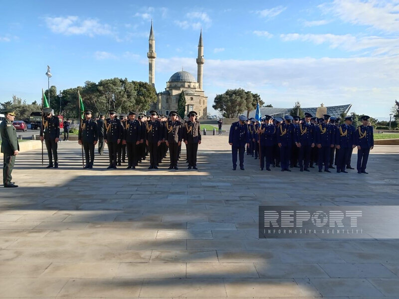 Bakıda Zəfər Günü münasibətilə hərbçilərin yürüşü keçirilir - FOTO