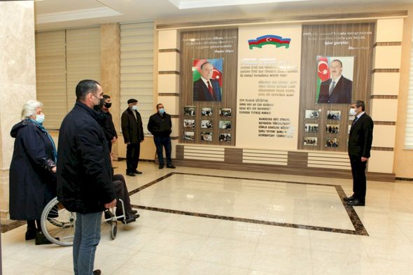 ƏƏSMN Qarabağ müharibəsi əlillərinə 50 avtomobil təqdim etdi - FOTO