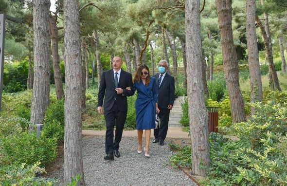 İlham Əliyev və Mehriban Əliyeva ADA Universitetinin iki yeni korpusunun açılışında - YENİLƏNİB + FOTO/VİDEO