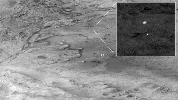 Mars roveri qırmızı planetdən ilk rəngli görüntüləri göndərdi - FOTO