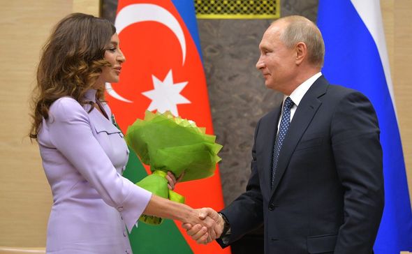 Putin Mehriban Əliyevanı "Dostluq" ordeni ilə təltif edib - FOTO/VİDEO