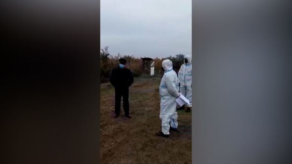 Koronavirusdan ölən şəxsin dəfnində iştirak edən COVID-19 xəstəsi tutuldu - FOTO