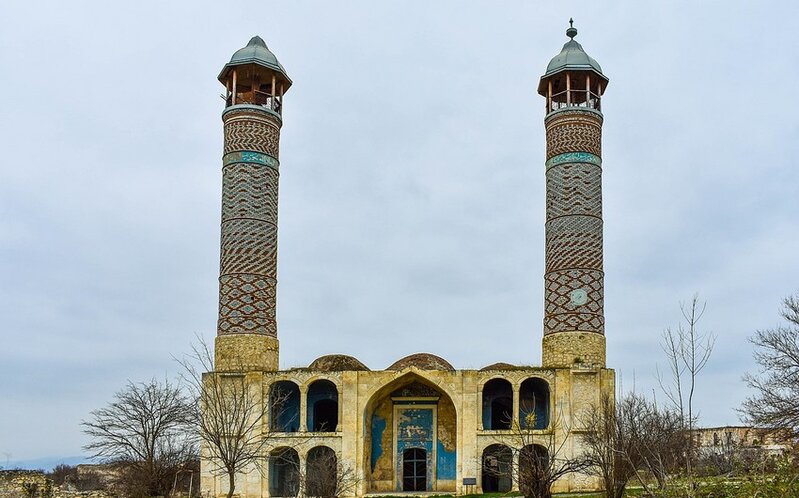Şeyxülislam: "Dağıdılan 64 məscid bərpa olunacaq və oradan azan səsi gələcək