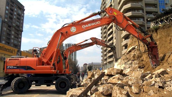 Bakıda yeni yol qovşağı yaradılır - FOTO/VİDEO