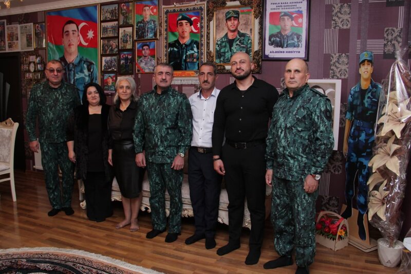 Elçin Quliyev şəhid ailələrini ziyarət etdi - FOTOLAR
