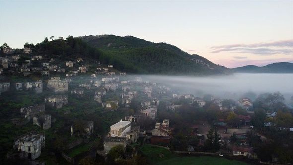Türkiyədə "xəyal kəndi" - FOTO