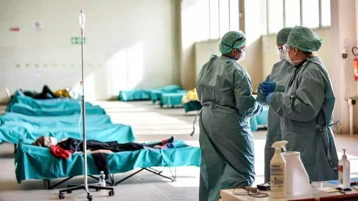 Ölüm ayağında olan koronavirus xəstələrinin son istəkləri BÜTÜN DÜNYANI AĞLATDI - Tükləriniz BİZ-BİZ OLACAQ