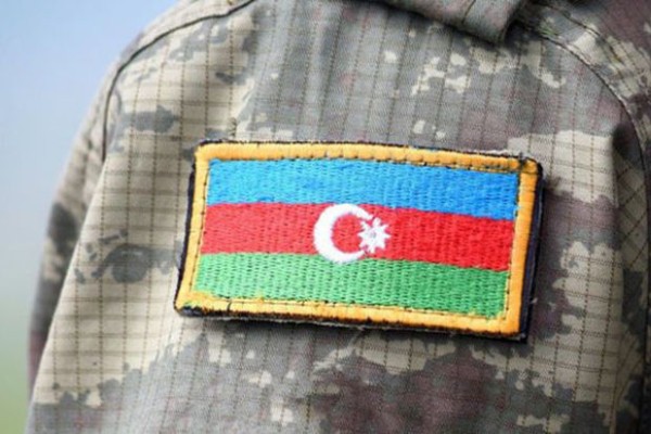 Azərbaycan Ordusunun əsgəri özünü GÜLLƏLƏDİ