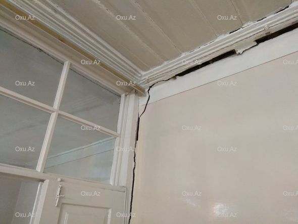 Şamaxıda zəlzələdə qəzalı vəziyyətə düşən ev hələ də bərpa olunmayıb - FOTO
