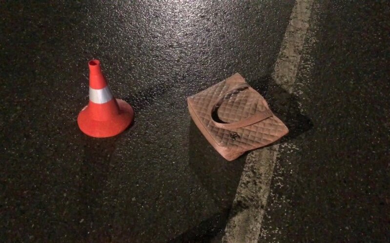 Bakıda gənc qızı avtomobil vurub