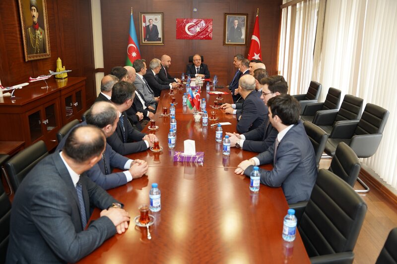 MÜSİAD Azərbaycan İdarə Heyətinin üzvləri Türkiyənin yeni səfirini ziyarət etdilər