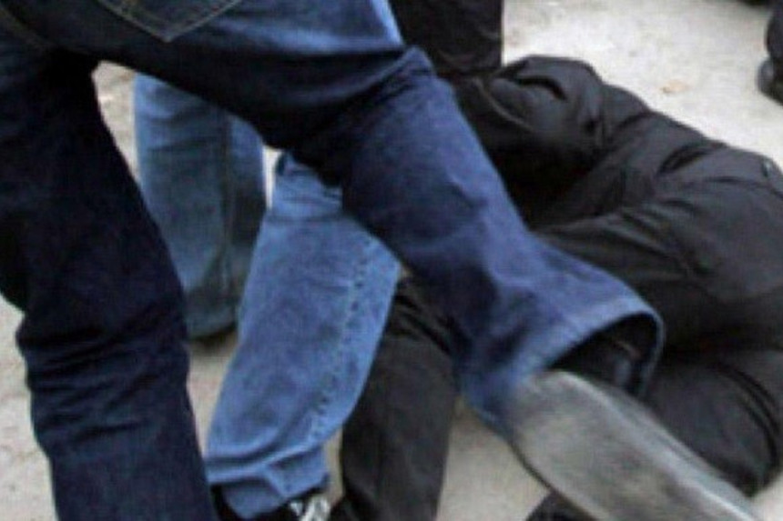 Bakıda dörd nəfər avtobus sürücüsünü döyüb