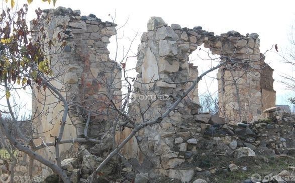 Düşmən vandalizminin qurbanı olan "Ruhlar şəhəri"ndən Oxu.Az-ın FOTOREPORTAJI