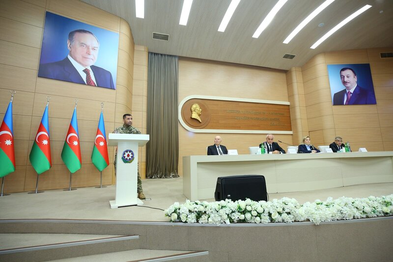 Binəqədidə müşavirə keçirildi - FOTOLAR