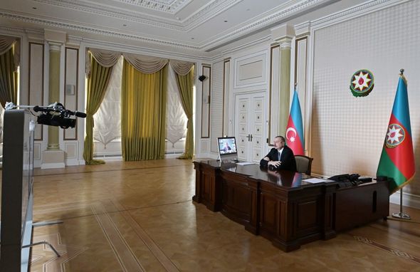İlham Əliyev Avropa Yenidənqurma və İnkişaf Bankının prezidenti ilə videokonfrans keçirdi - FOTO