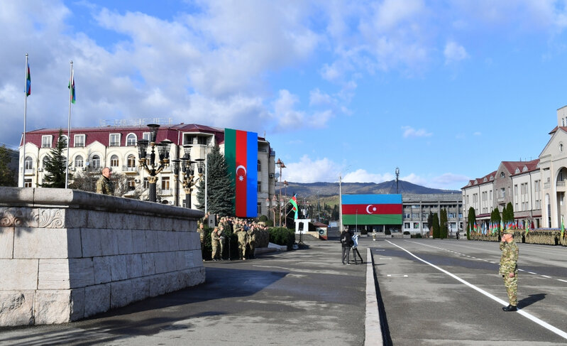 Xankəndi paradına Kərim Vəliyev komandanlıq edib - FOTO