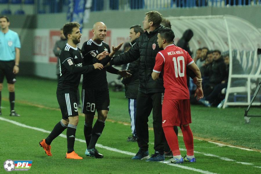 "Keşlə" - "Qarabağ" oyununda insident baş verdi