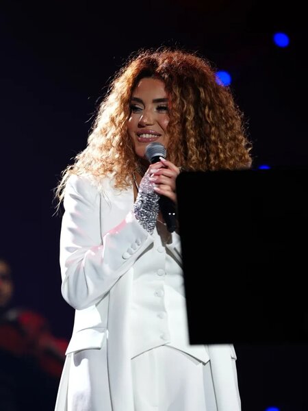 Çinarə ilk konsertini verdi - FOTOLAR