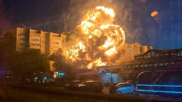 Yeysk şəhərindəki yanğın söndürüldü: 5 ölü, 25 yaralı - YENİLƏNİB / VİDEO