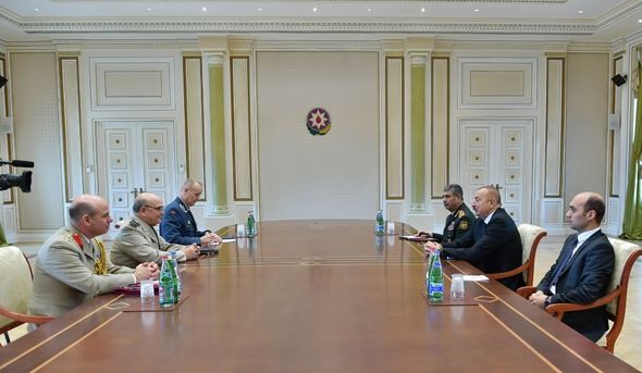 İlham Əliyev NATO-nun Hərbi Komitəsi sədrini qəbul edib - YENİLƏNİB + FOTO