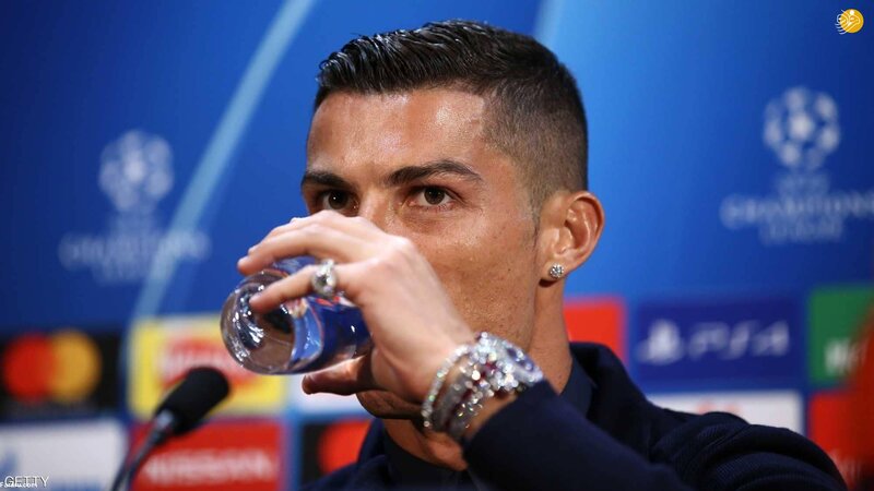 Saniyədə 1 avro qazanan Ronaldo: 1 milyonluq üzük, 8 milyonluq avtomobil - FOTO