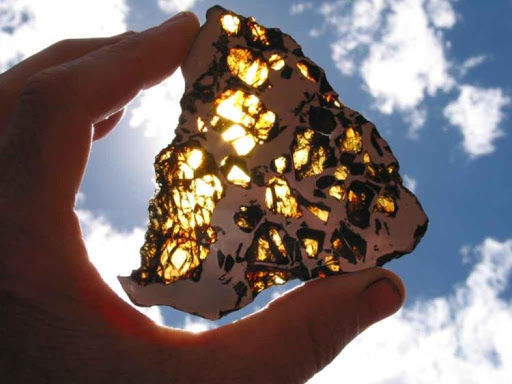 Yerə düşən ən bahalı meteoritlər – Top 9 
