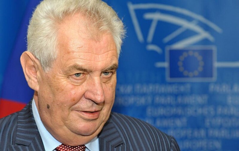 Miloş Zeman Prezident postundan gedir