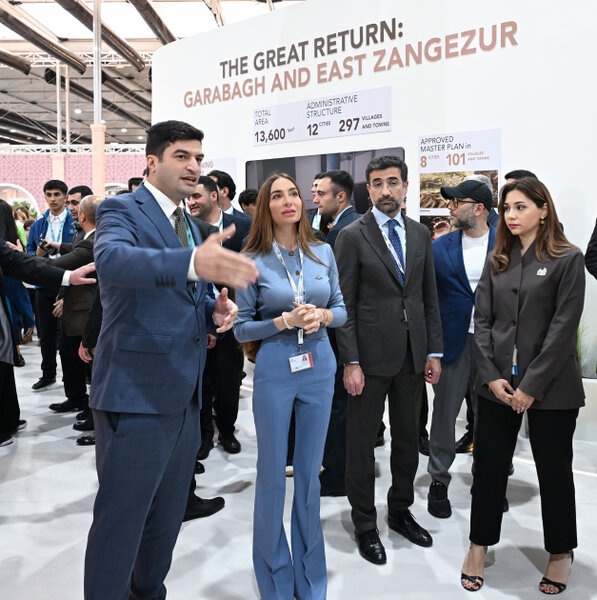 Leyla və Arzu Əliyevalar 'Urban Expo' sərgisində - FOTO