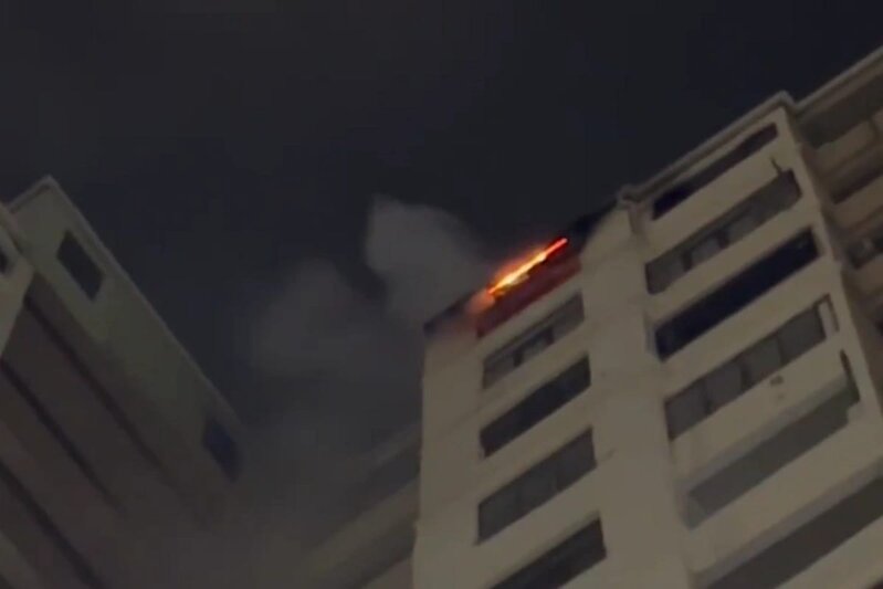 Nizami rayonunda çoxmərtəbəli yaşayış binasında YANĞIN