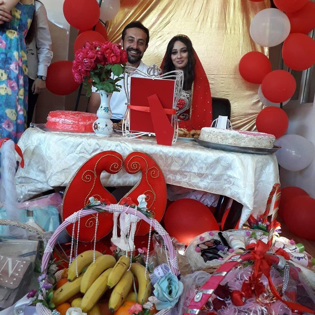 Bakıda bəylə gəlin evlərinin həyətində toy etdilər - FOTO