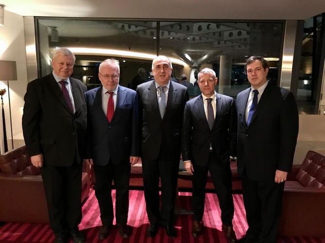 Elmar Məmmədyarov Cenevrədə ATƏT-in Minsk Qrupunun həmsədrləri ilə görüşüb 