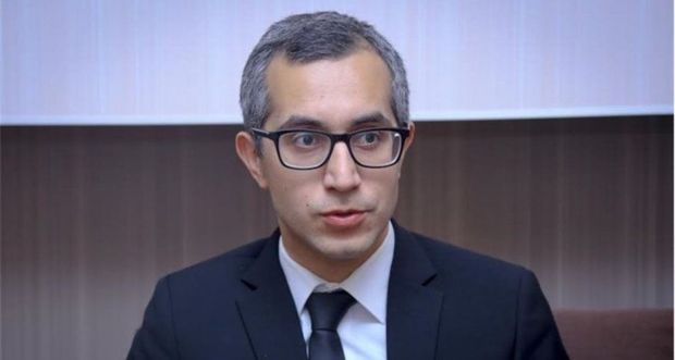 Təhsil eksperti: "Əməkhaqqının az olması keyfiyyətli işləməmək üçün səbəb deyil