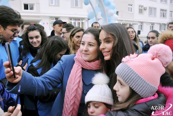 "Bizim həyət" layihəsi çərçivəsində Səbail rayonunda daha bir həyət abadlaşdırıldı - FOTO 