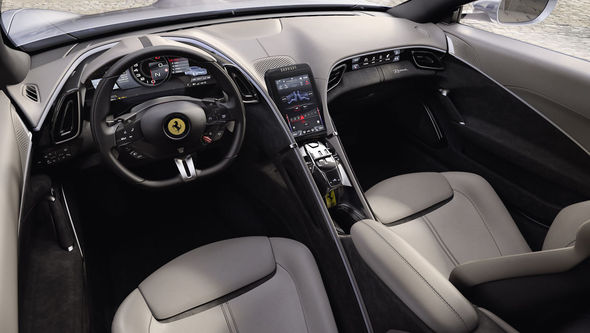 "Ferrari Roma": yeni quruluş ilə tarixi dizaynın kəsişməsində - FOTO