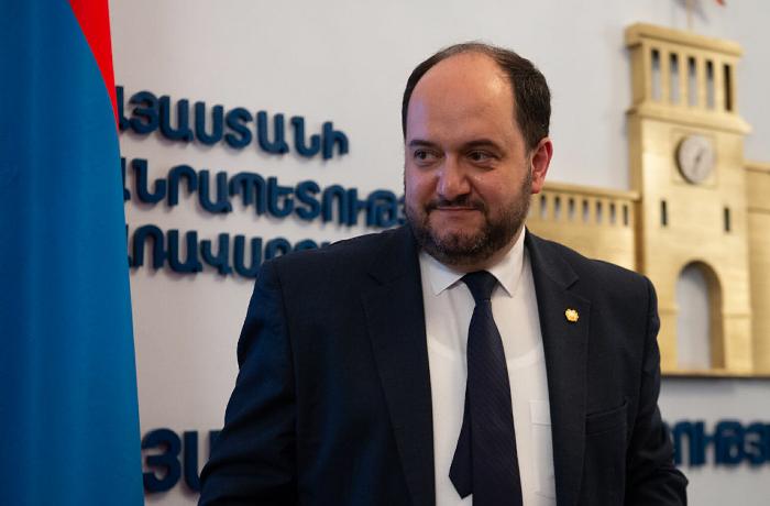 Paşinyan Arutyunyanla bağlı QƏRAR VERDİ