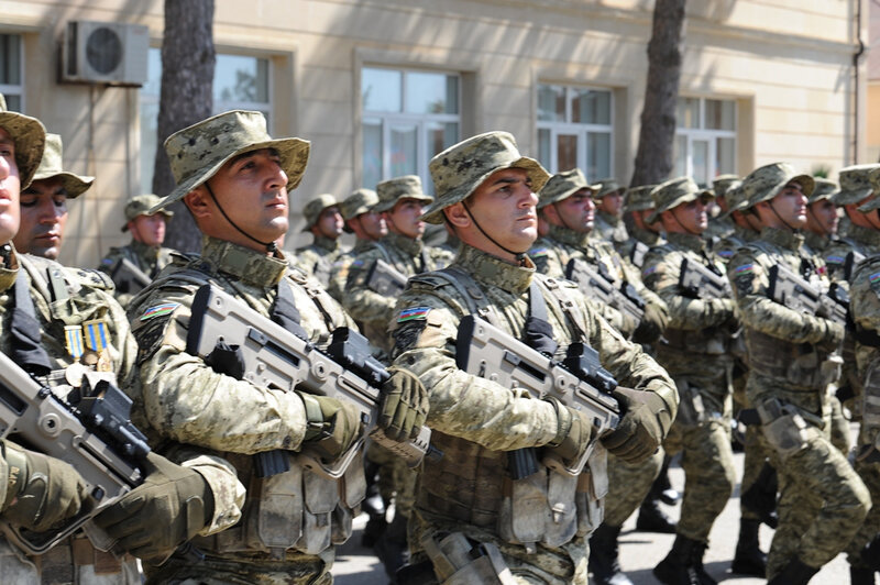 Azərbaycan sərhədçilərinə orden və medallar təqdim edilib - FOTO
