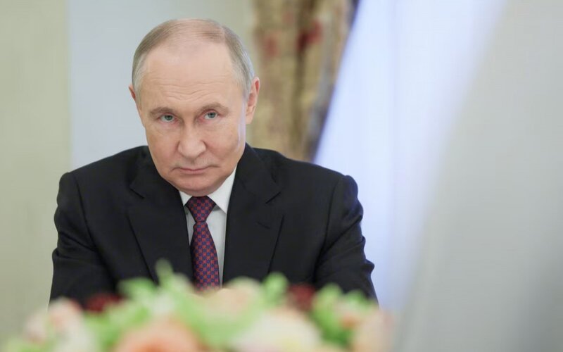 Səhərlər yuxudan oyanmağa çətinlik çəkirəm – Putin