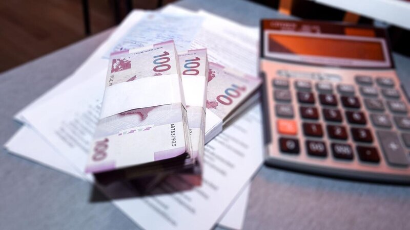 Bu şəxslər işləmədən 6 ay maaş alacaqlar