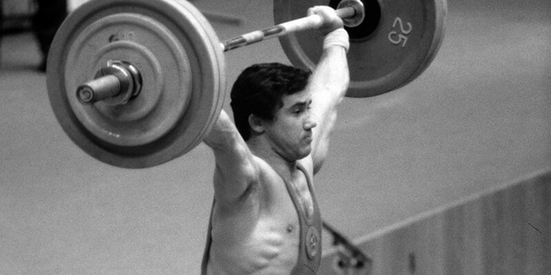 Ağırlıqqaldırma üzrə olimpiya çempionu vəfat etdi