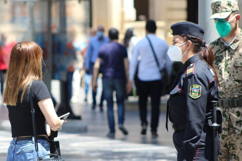 Karantini pozaraq cərimələnən şəxslərin sayı açıqlandı