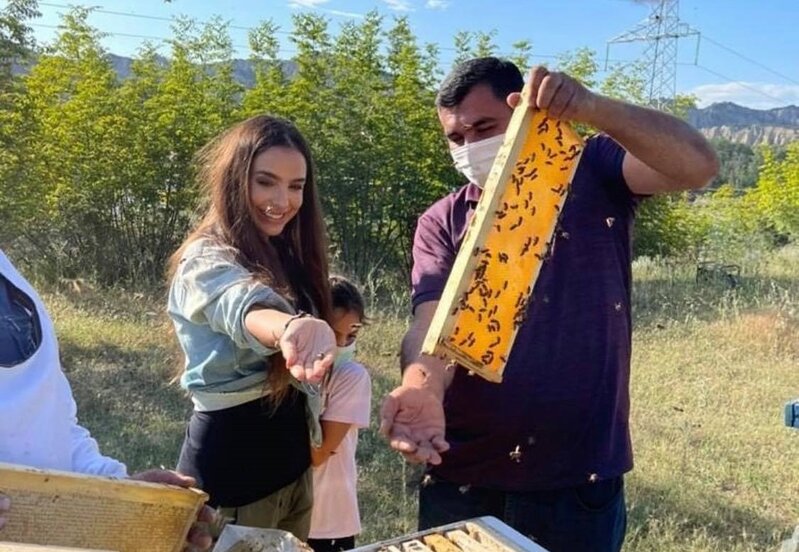 Leyla Əliyeva Qəbələnin Savalan kəndindən balçılarla bağlı paylaşım etdi – FOTO/VİDEO