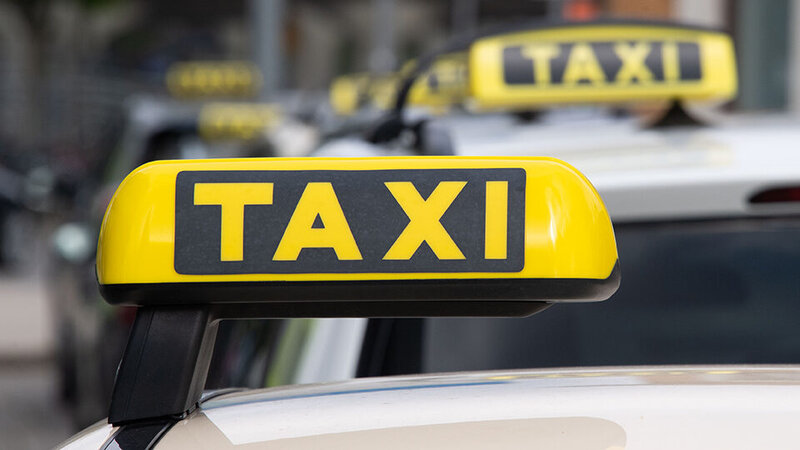 Yango' və 'Uber' şirkətləri qeydiyyatdan keçdi